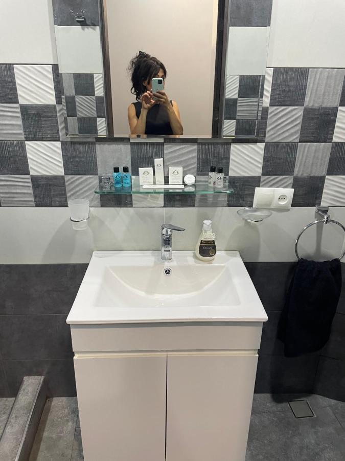 Comfortable Apartment Комфортные Апартаменты Self Check In 耶烈万 外观 照片