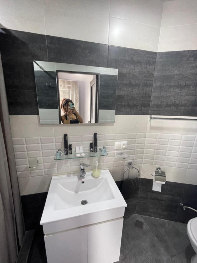 Comfortable Apartment Комфортные Апартаменты Self Check In 耶烈万 外观 照片