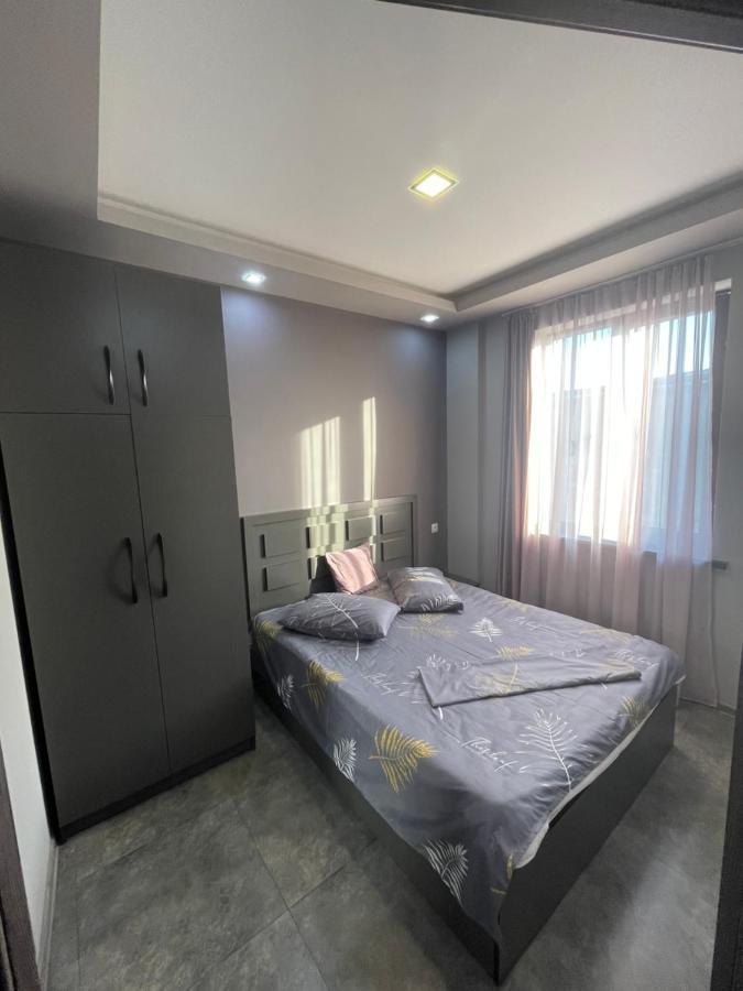 Comfortable Apartment Комфортные Апартаменты Self Check In 耶烈万 外观 照片