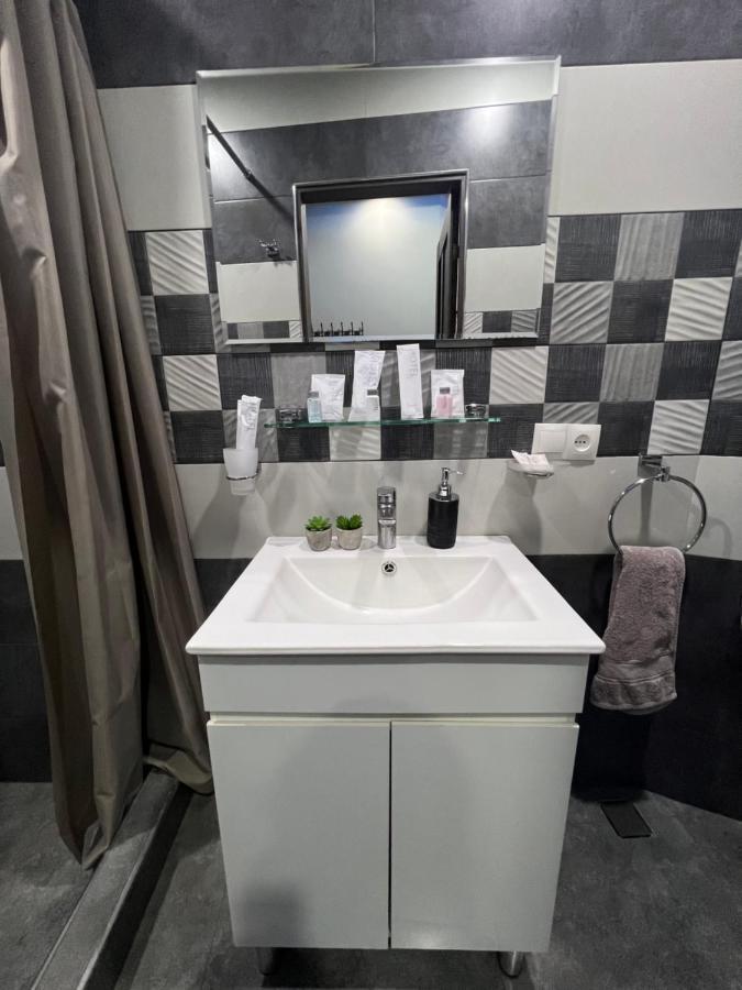 Comfortable Apartment Комфортные Апартаменты Self Check In 耶烈万 外观 照片