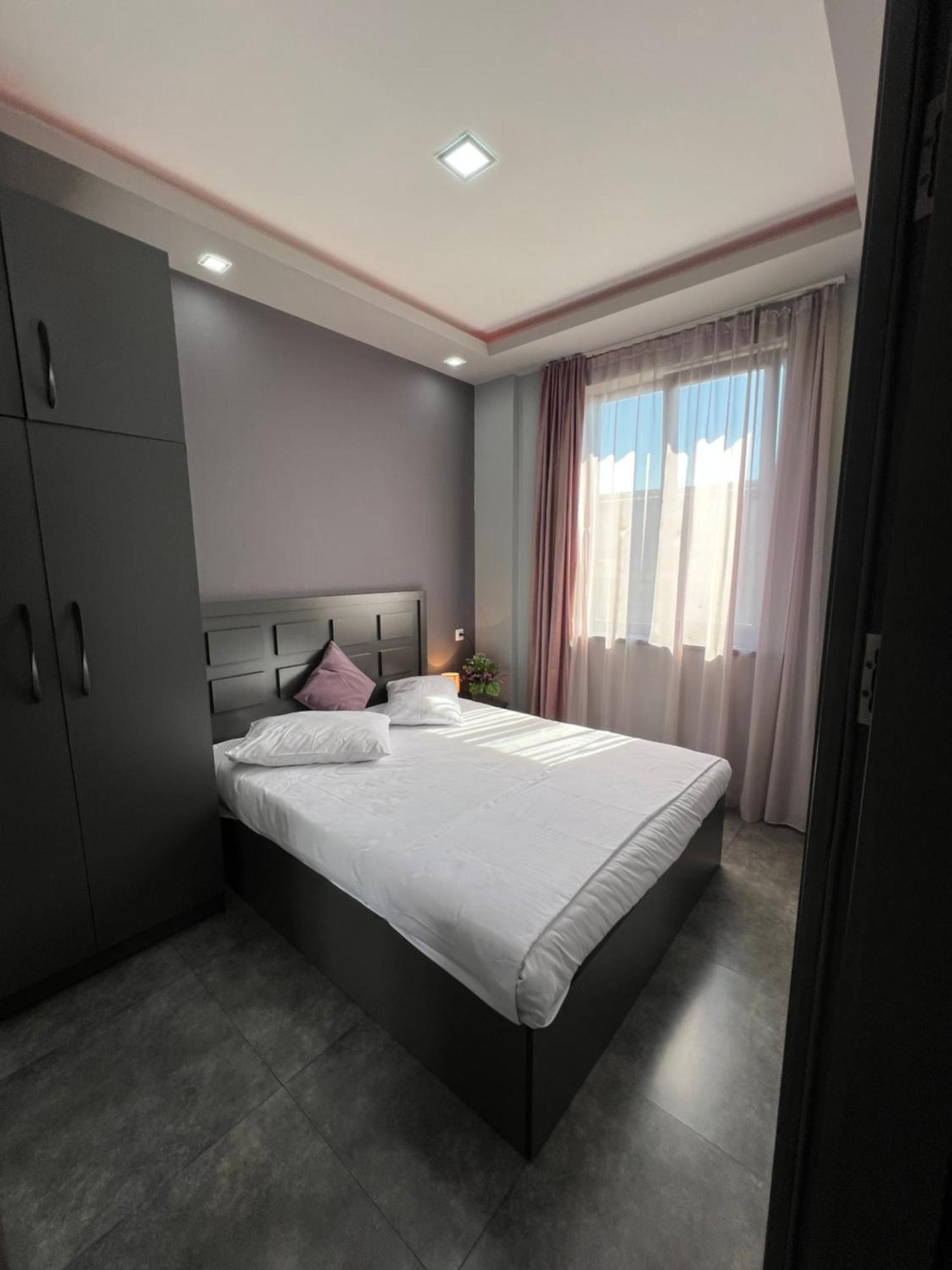 Comfortable Apartment Комфортные Апартаменты Self Check In 耶烈万 外观 照片